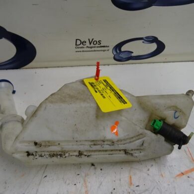 Peugeot 206 PLUS 1.4 XS Front windscreen washer reservoir 2010 643195