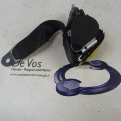 Peugeot 308  Rear seatbelt, right 2010 8975T9