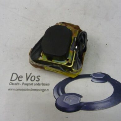 Citroen Picasso 2.0 HDi 90 Veiligheidsgordel midden-achter 2003 8973E4