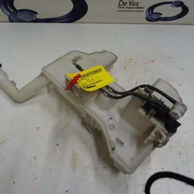 Citroen C5 1.8 16V Front windscreen washer reservoir 2008 6431K9