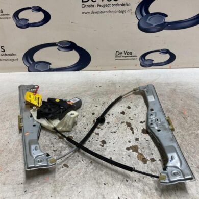 Citroen C4 Cactus  Ruitmechaniek 4Deurs links-voor 2014 9810287780