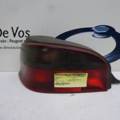 Citroen Saxo 1.4i SX,VSX Taillight, left 1997 6350F7