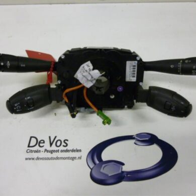 Peugeot 207 1.4 16V Steering column stalk 2006