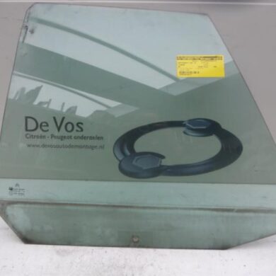 Citroen XM 2.0 i Rear door window 4-door, left 1992 95291471