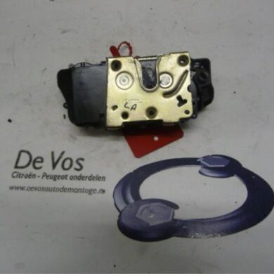 Citroen Xsara  Deurslot Mechaniek 4Deurs links-achter 1998 913769