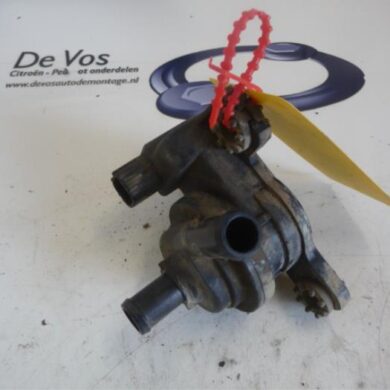 Peugeot iOn  Additional water pump 2012 1323JX