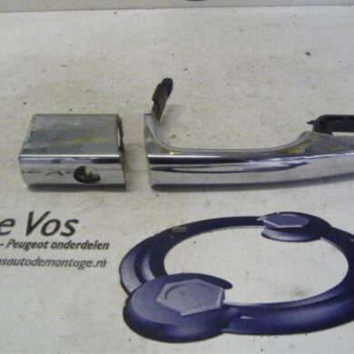 Citroen C8 2.0 HDi 16V Door handle 4-door, front left 2008 9101EF