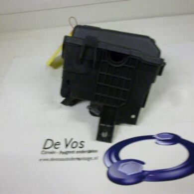 Peugeot 208 1.4 16V Relais Houder 2012 9671941780-9671924480