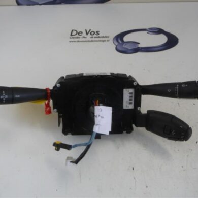 Peugeot 207  Combischakelaar Stuurkolom 2011 6242ZJ