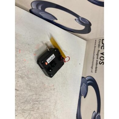 Citroen DS5  Gear stick 2013 9801784480 20DR23