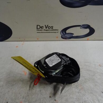 Peugeot 308  Seatbelt tensioner, right 2011 8976S2