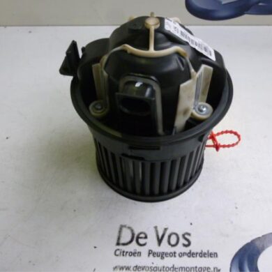 Peugeot 308 1.6 HDi 16V FAP Heating and ventilation fan motor 2011 6441Z7