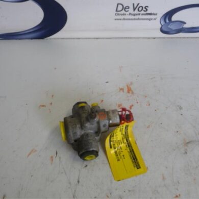 Citroen C6  HD Regelaar (Vering) 2007 527753