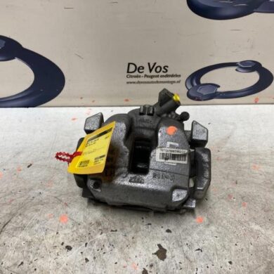 Peugeot 508 1.6 16V THP 165 Remklauw (Tang) links-voor 5GY 2020 1623162080-1651754680