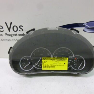 Peugeot 206 1.6 16V Odometer KM 2005 6106LT