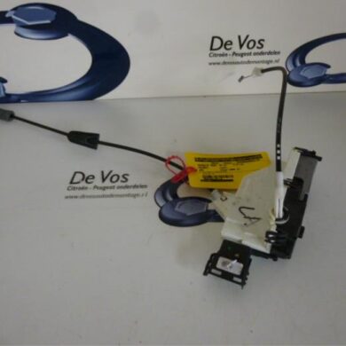 Peugeot 308  Deurslot Mechaniek 4Deurs links-achter 2008 9137N1-9800617380