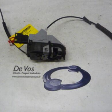 Citroen C5  Rear door mechanism 4-door, right 2009 9136EH-9800618780