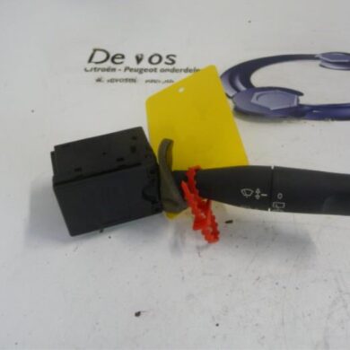 Peugeot 206 1.4 XR,XS,XT,Gentry Wiper switch 1999 6239G6