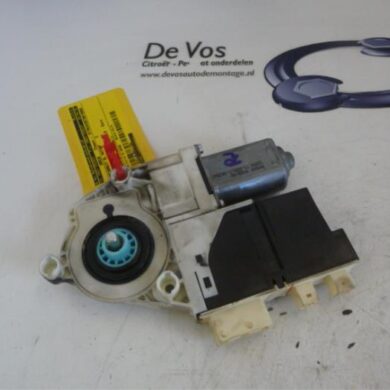 Citroen C5 2.2 HDiF 16V Door window motor 2005 9222AJ