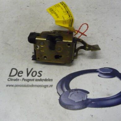 Peugeot Boxer 1.9D Deurslot Mechaniek 2Deurs rechts 1998 9136A7