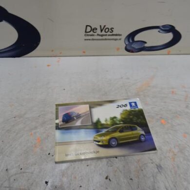 Peugeot 206 1.6 16V Instruction Booklet 2004