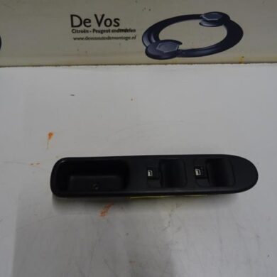 Peugeot 307 1.4 Combischakelaar ramen 2002 6554E9