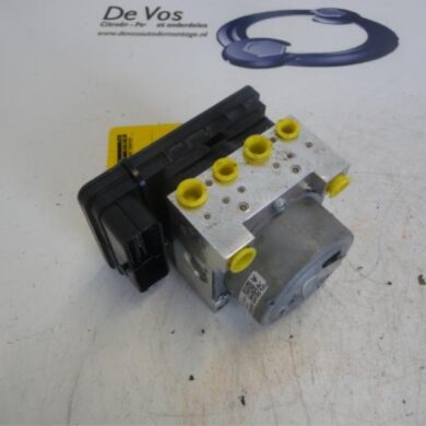 Peugeot 208  ABS Pomp HMZ-HMZHM01 2015 1614205380-1613440480