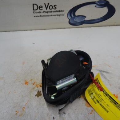 Peugeot 207  Seatbelt tensioner, right 2007 8975W8