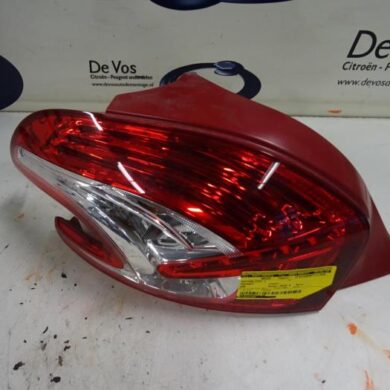 Peugeot 208  Taillight, left 2015 9672628280