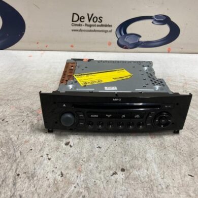 Peugeot 308 1.6 VTI 16V Radio CD player 2010 6574QW-16077679XN-96660458XN