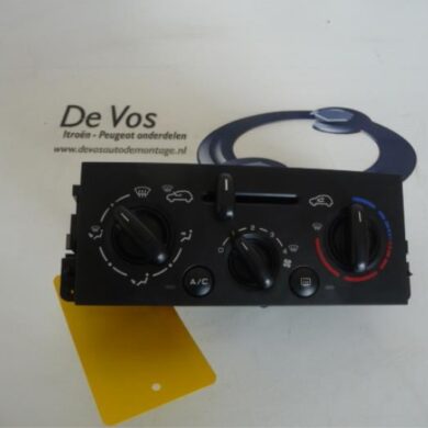 Peugeot 207  Heater control panel 2008 6451TK
