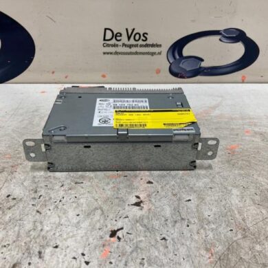 Peugeot 308 1.2 12V e-THP PureTech 130 Radio 2015 1613170080-9810476280