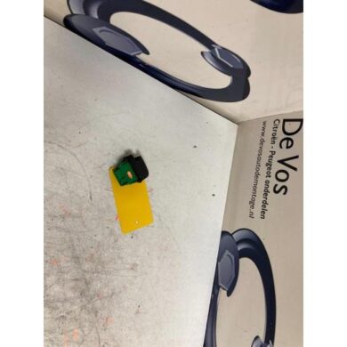 Peugeot 107 1.0 12V Elektrisch Raam Schakelaar 2011 6554KZ