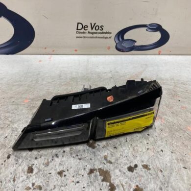 Peugeot 308 1.2 12V PureTech 110 Achterlicht rechts 2022 9835300580