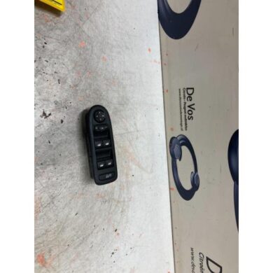 Peugeot 308 1.6 VTI 16V Multi-functional window switch 2013 649027
