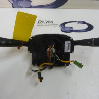 Peugeot 207  Steering column stalk 2009 624258