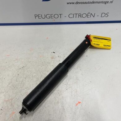 Peugeot 3008 1.2 12V PureTech Hybrid 48V Schokdemper rechts-achter 2022 9824958980