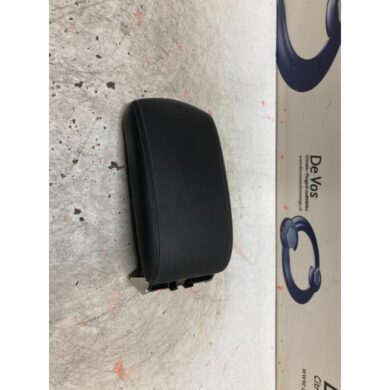Peugeot 308  Armrest 2014 98027598ZD-98146729ZD