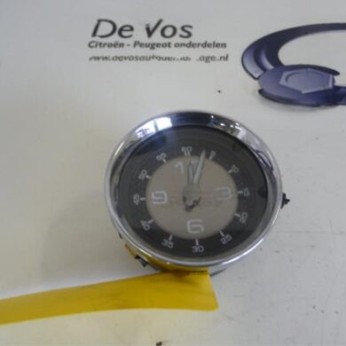 Peugeot RCZ  Clock 2013 6103LZ