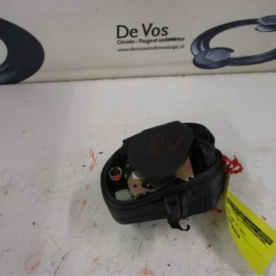 Peugeot 1007  Gordelspanner rechts 2007 8974V6