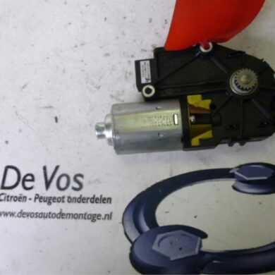 Peugeot 407  Sunroof motor 2005 8401EW