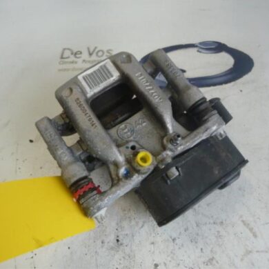 Citroen C4 Picasso 1.6 16V eTHP Remklauw (Tang) links-achter 5G01-5GZ5G01 2015 1608999580-1608999280