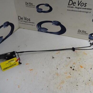 Peugeot 207  Tailgate lock mechanism 2008 8484T9