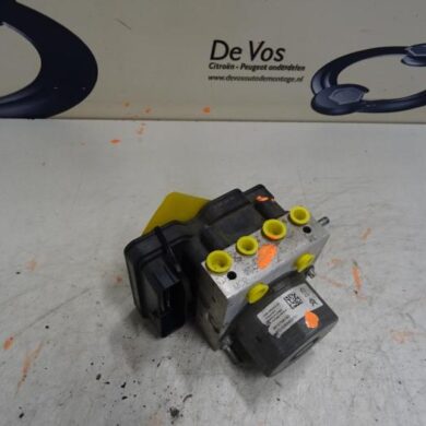 Peugeot 308  ABS pump AHWAH01 2015 1613126280
