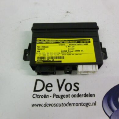Peugeot 308 1.6 16V THP 175 PDC Module 2008 6590HS-6590HT