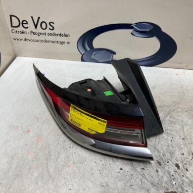 DS Automobiles DS3 Crossback 1.2 12V PureTech 130 Taillight, left 2019 9822178080
