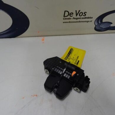 Peugeot 2008  Slotmechaniek Achterklep 2018 8719F8