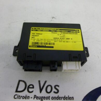 Peugeot 607 2.7 HDi V6 24V PDC Module 2007 6590E8-6590T7