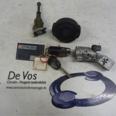 Citroen C4 1.6 HDi 16V Slotenset Cilinder (compleet) 2005 4162EP