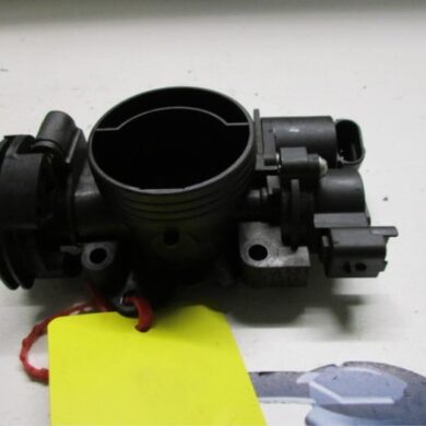 Peugeot 206 1.4 XR,XS,XT,Gentry Gasklephuis KFW 2004 1635P6